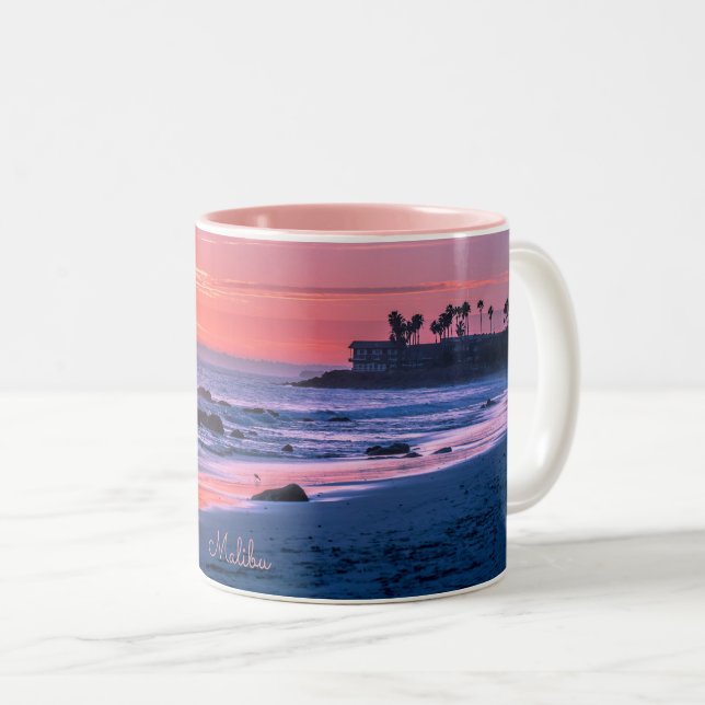 Tasse 2 Couleurs Malibu, CA photo pittoresque (Devant droit)