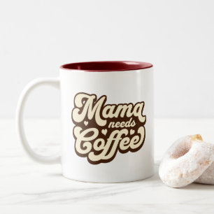 Tasse 2 Couleurs Mama a Besoin de Café – Rétro