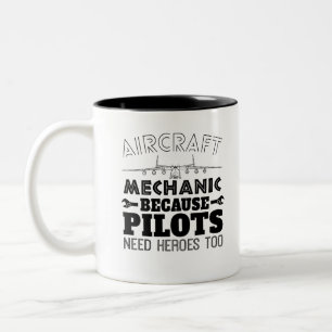 Tasse 2 Couleurs Mécanicien d'aéronef parce que le pilote a aussi