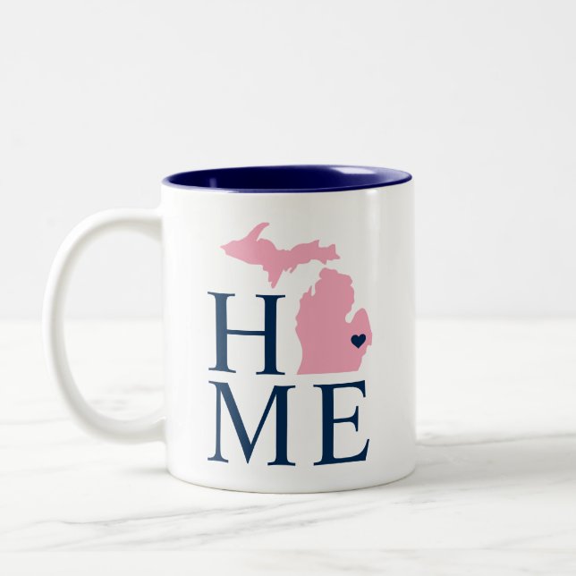 Tasse 2 Couleurs Michigan Home Navy Blue and Pink Custom City Heart (Gauche)