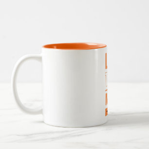 Tasse 2 Couleurs moins de discours, plus d'action
