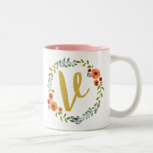 Tasse 2 Couleurs Monogramme d'or des fleurs botaniques V initial