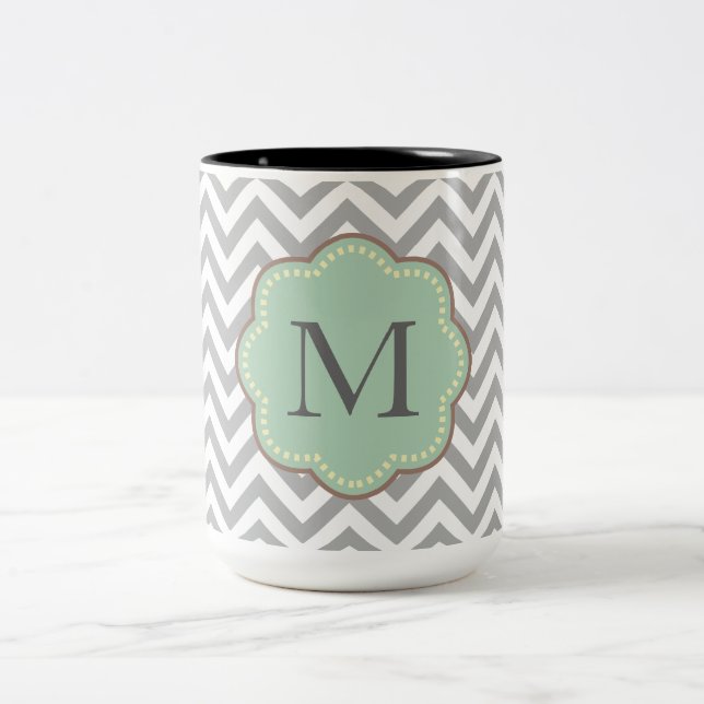 Tasse 2 Couleurs Monogramme Grey Chevron (Centre)