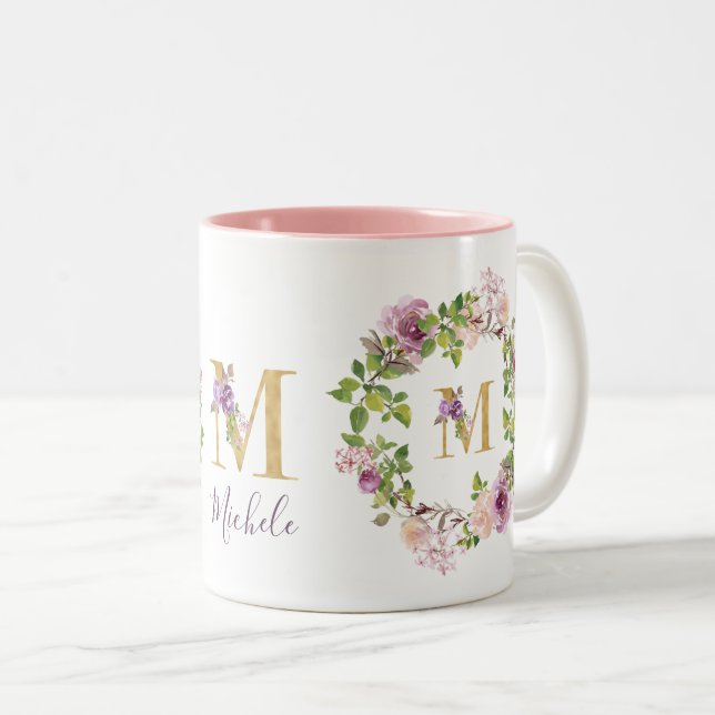 Tasse 2 Couleurs Monogramme Or moderne M Aquarelle Florale Wreath (Devant droit)