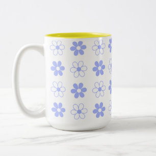 Tasse 2 Couleurs Motif de fleurs bleu ciel et blanc sur fond blanc