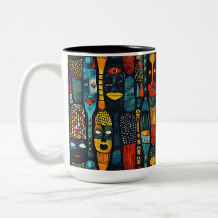 Tasse 2 Couleurs Motif tribal africain avec idoles.