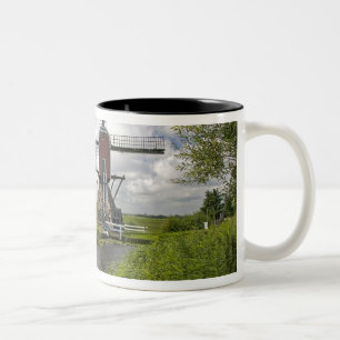 Tasse 2 Couleurs Moulin à vent le long d'un canal à l'est de Leiden