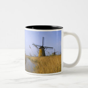 Tasse 2 Couleurs Moulins à vent le long du canal à Kinderdijk, 2