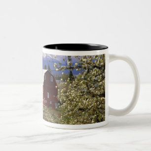 Tasse 2 Couleurs N.A., États-Unis, Oregon, comté de Hood River. Rou