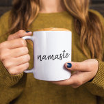 Tasse 2 Couleurs Namaste | Spiritual méditation yoga moderne<br><div class="desc">Simple, stylistique "namaste" quota art design dans un manuel moderne minimaliste script typographiy. The slogan can easily be personalized with your own words for a perfect gift for a yoga bunny or pilates lover ! Namasté literally means Greetings to you. Dans la Vedas, namaste mostly occurs as a salutation to...</div>