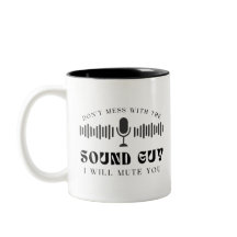 Ne vous mêlez pas du son que je vais vous tuer