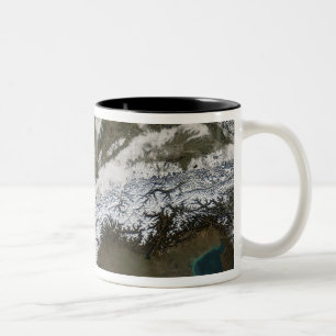 Tasse 2 Couleurs Neige, brouillard et nuages bas en Europe occident