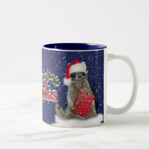 Tasse 2 Couleurs Noël Bandit Raccoon avec présent