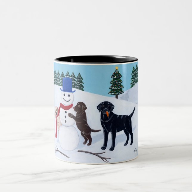 Tasse 2 Couleurs Noël de Labrador avec le bonhomme de neige (Centre)