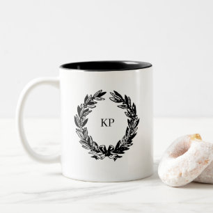 Tasse 2 Couleurs Nom du monogramme de mariage personnalisé Wreath