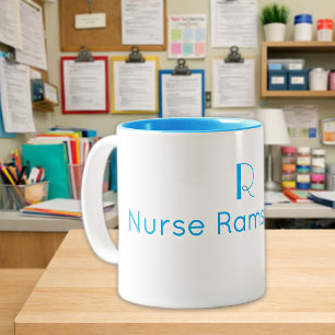 Tasse 2 Couleurs Nom Monogramme Minimaliste Bleu Ciel Infirmière Sc