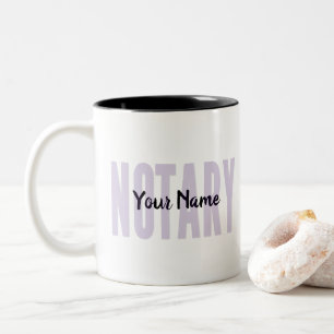 Tasse 2 Couleurs Notaire Public Faded Purple Big Font Customisé