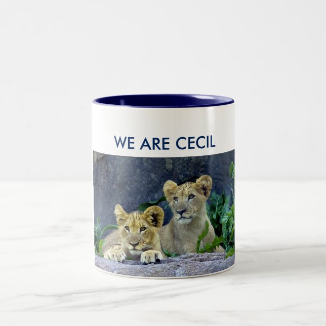 Tasse 2 Couleurs Nous sommes les Lions Cubs de Cecil Cecil (Centre)