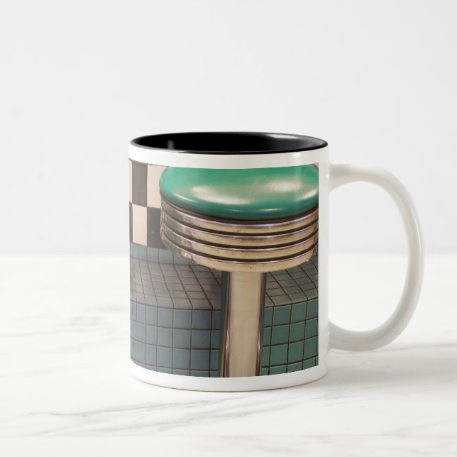 Tasse 2 Couleurs Nouveau-Mexique, Albuquerque. Le 66 Diner le long (Droit)