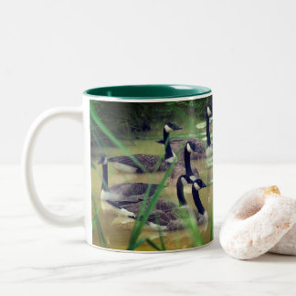 Tasse 2 Couleurs Oies de Sérénité Cachée Canada Personnalisée