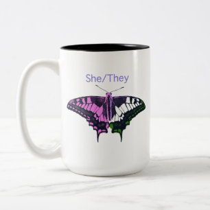 Tasse 2 Couleurs Papillon à queue noire non binaire