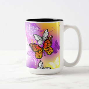 Tasse 2 Couleurs Papillons Monarque sur Arrière - plan pourpre