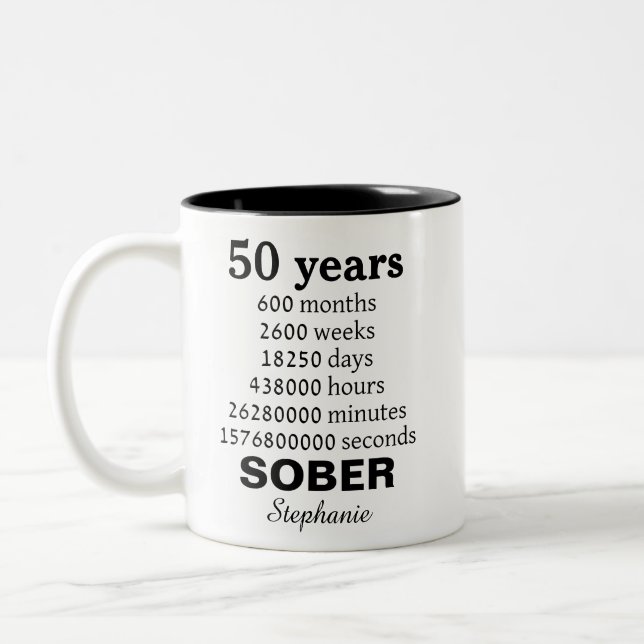 Tasse 2 Couleurs Personalized 50 Years Sober Recovery Celebration (Gauche)