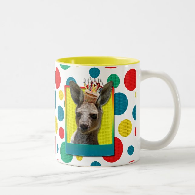 Tasse 2 Couleurs Petit gâteau d'anniversaire - kangourou (Droit)