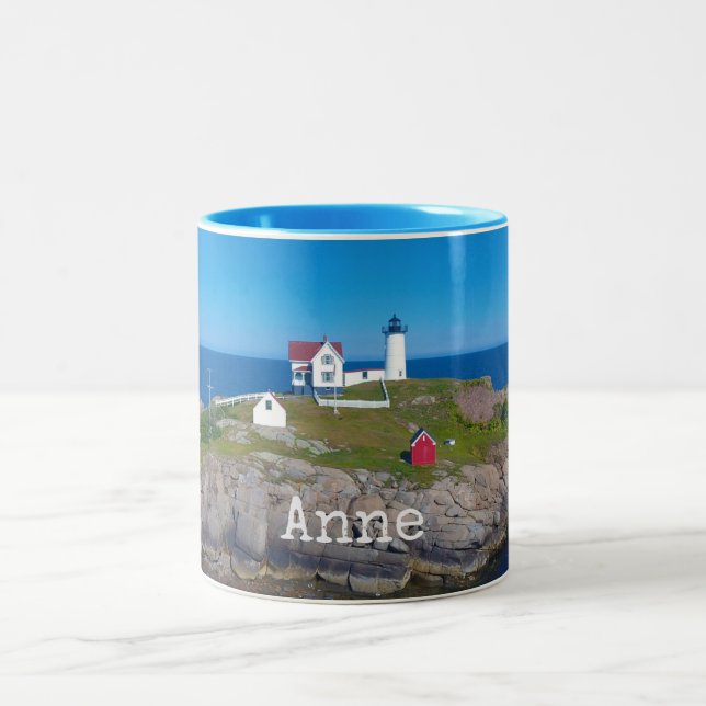 Tasse 2 Couleurs Phare de Nubble Maine (Centre)