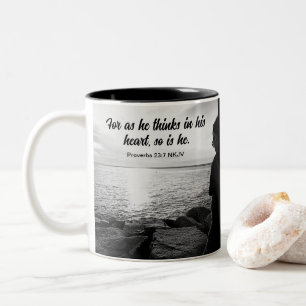 Tasse 2 Couleurs Photo en noir et blanc de la Bible Verse de Mer et