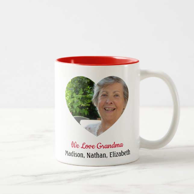 Tasse 2 Couleurs Photo GrandCustom "We Love Grandma" (Droit)
