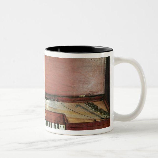 Tasse 2 Couleurs Piano carré, 1767 (photo) (Droit)