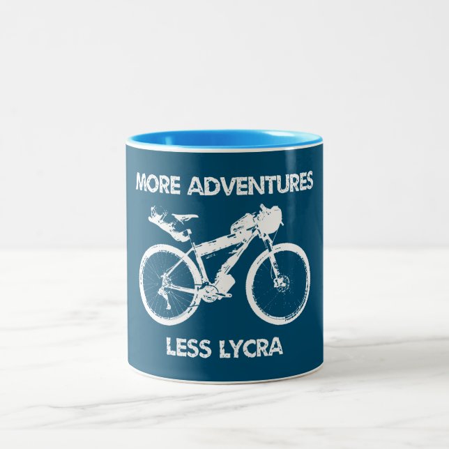 Tasse 2 Couleurs Plus d'Aventures Moins Lycra Bikepacking (Centre)