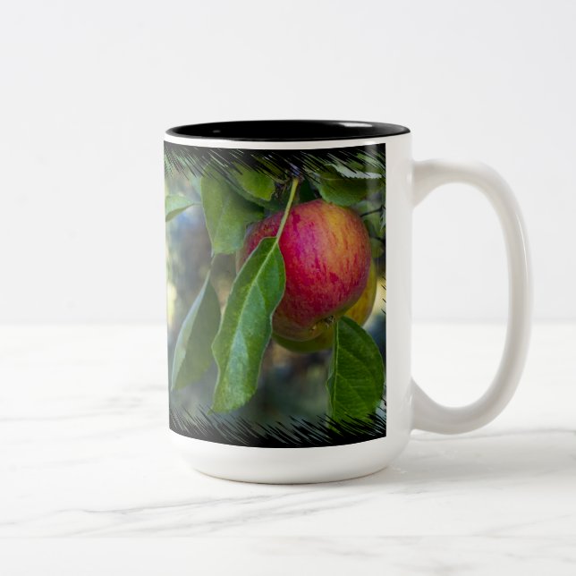 Tasse 2 Couleurs Pommes 3 en noir (Droit)