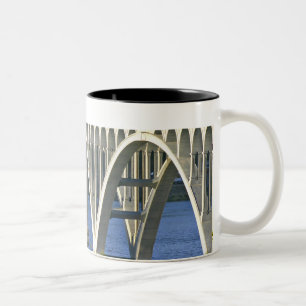 Tasse 2 Couleurs Pont Patterson Memorial autoroute 101 sur