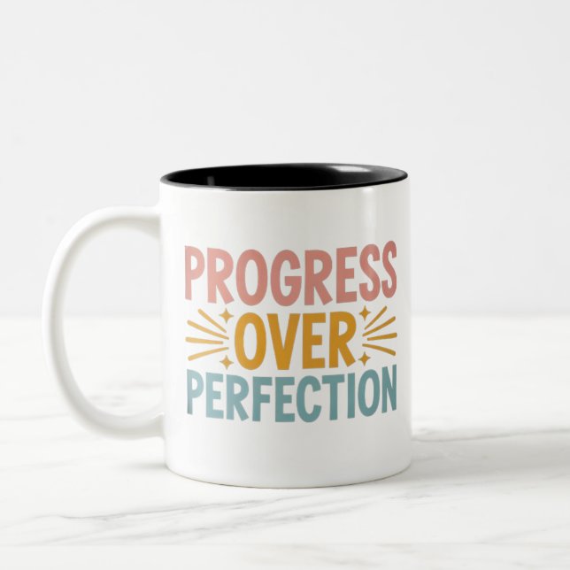 Tasse 2 Couleurs Progrès de l'enseignant plutôt que la perfection,  (Gauche)