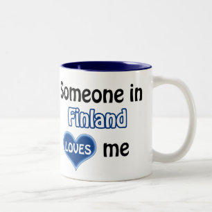Tasse 2 Couleurs Quelqu'un en Finlande m'aime