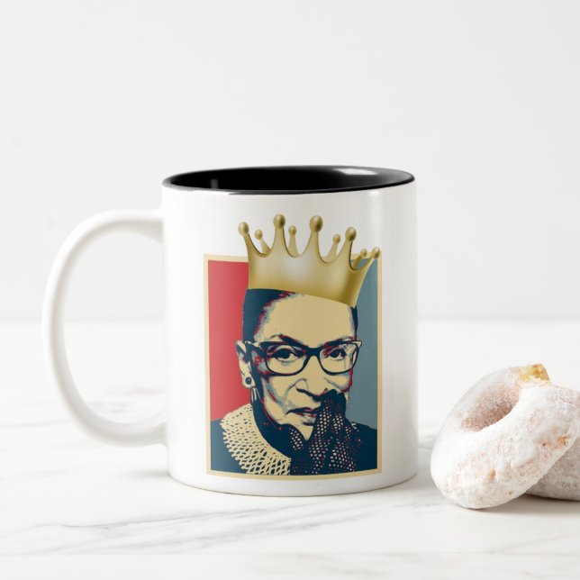 Tasse 2 Couleurs RBG (Ruth Bader Ginsburg) (Avec donut)