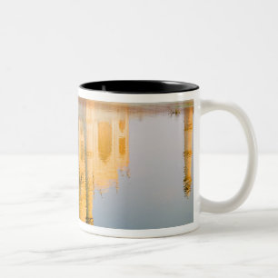 Tasse 2 Couleurs Réflexion du temple mondialement célèbre Taj Mahal