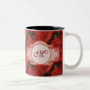 Tasse 2 Couleurs Roses rouges motif floral personnalisable avec ini