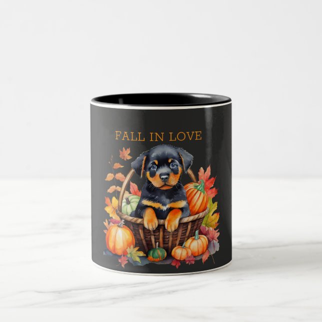 Tasse 2 Couleurs Rottweiler tombe amoureux (Centre)