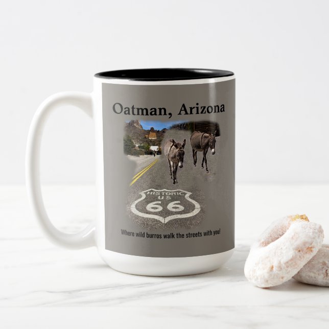 Tasse 2 Couleurs Route 66 Oatman Arizona Burros Dans La Rue (Avec donut)