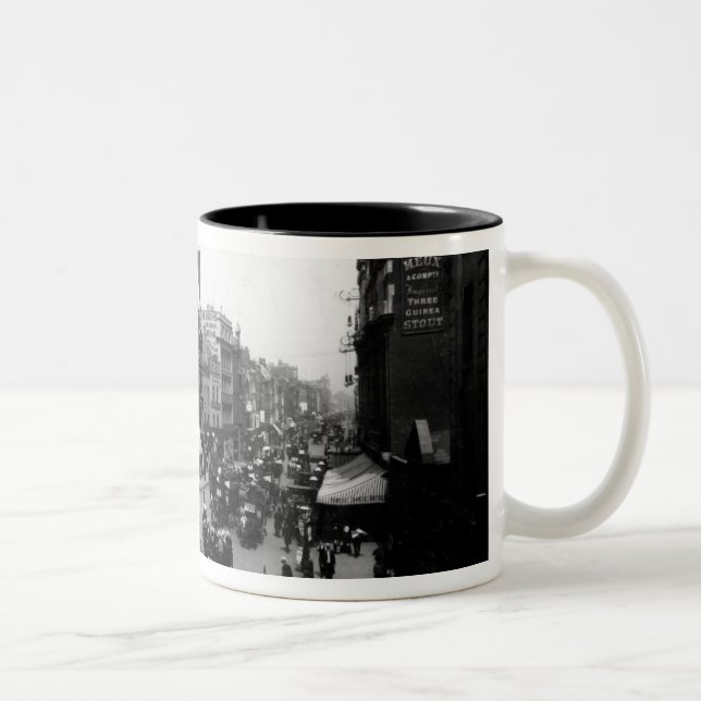 Tasse 2 Couleurs Route de cour de Tottenham de rue d'Oxford, (Droit)