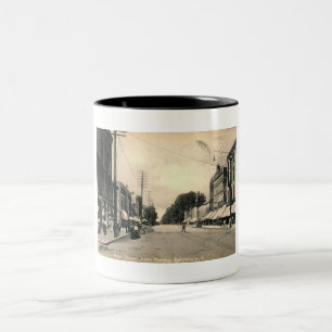 Tasse 2 Couleurs Rue principale, Ashtabula, cru 1909 de l'Ohio