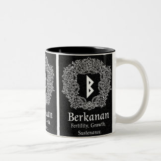 Tasse 2 Couleurs Rune Berkanan /Fertilité / Version noire