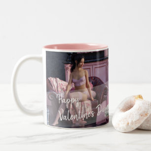 Tasse 2 Couleurs Saint Valentin Beauté en Lingerie sur le canapé