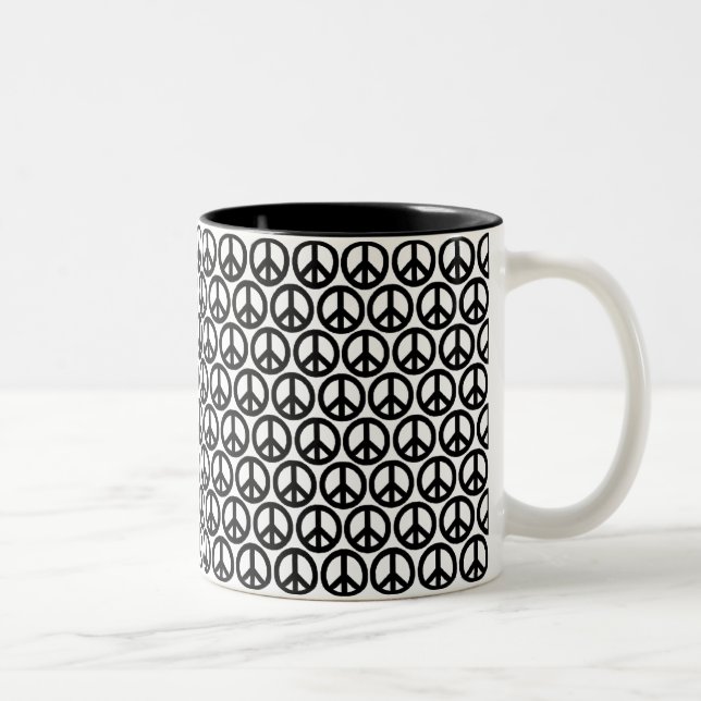 Tasse 2 Couleurs Signes de paix noirs et blancs (Droit)