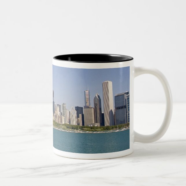 Tasse 2 Couleurs Skyline de Chicago, Illinois, États-Unis. (Droit)
