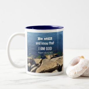 Tasse 2 Couleurs SoyeZ Calmes et SacheZ que Je Suis Dieu Photo de l