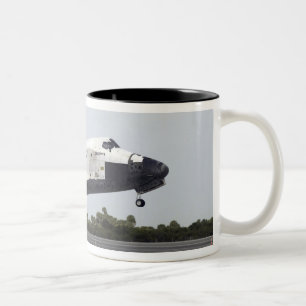 Tasse 2 Couleurs Space Shuttle Discovery